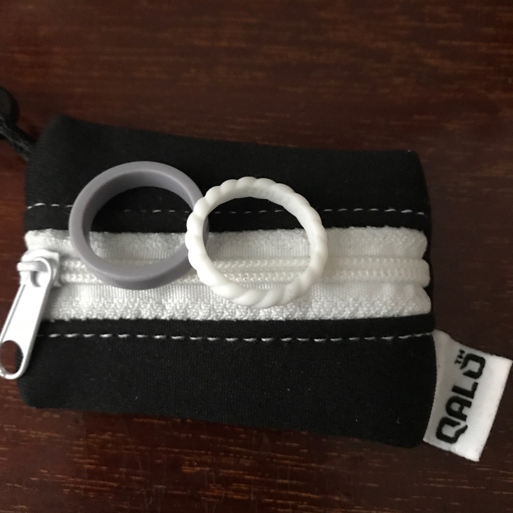 Qalo Stack Silicone Wedding Bands